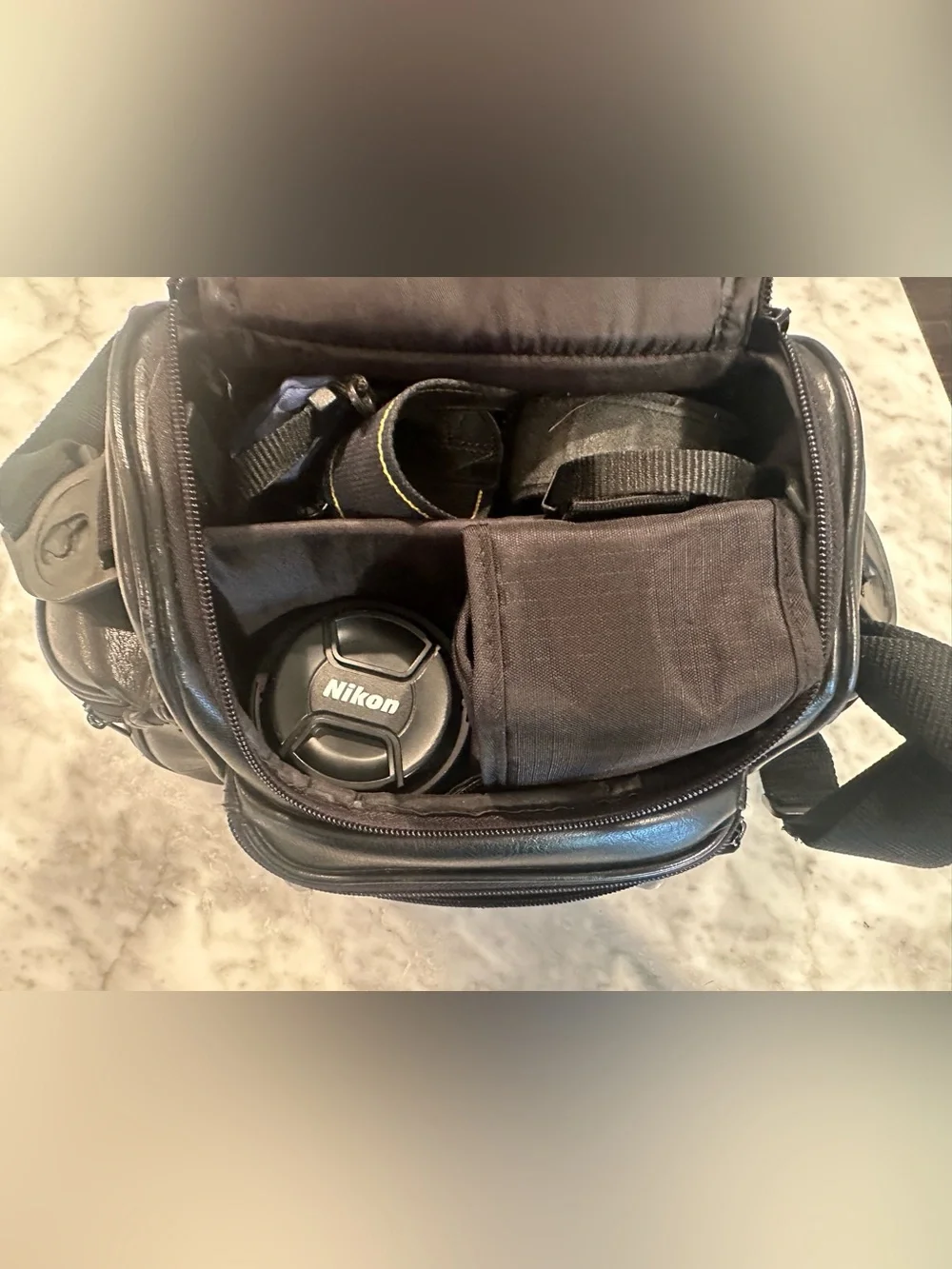 Nikon D70 DSLR Camera Kit w/ 18-135mm Lens, SB-50DX Flash, Charger, Bag & Strap